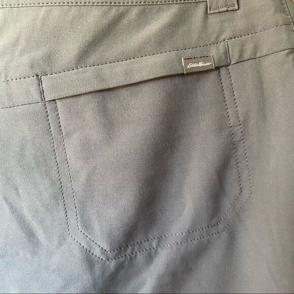 Eddie Bauer | Adventurer 2.0 Gray Skort, Size 4 - Picture 7 of 13